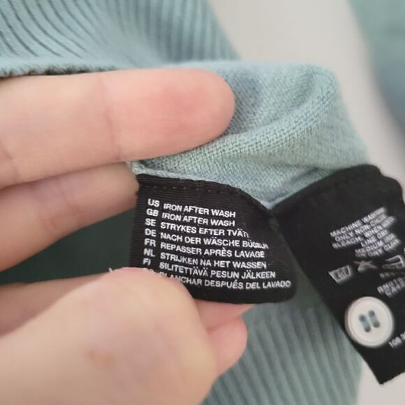 H&M Light Blue V-neck Henley Sweater S - Picture 4 of 7